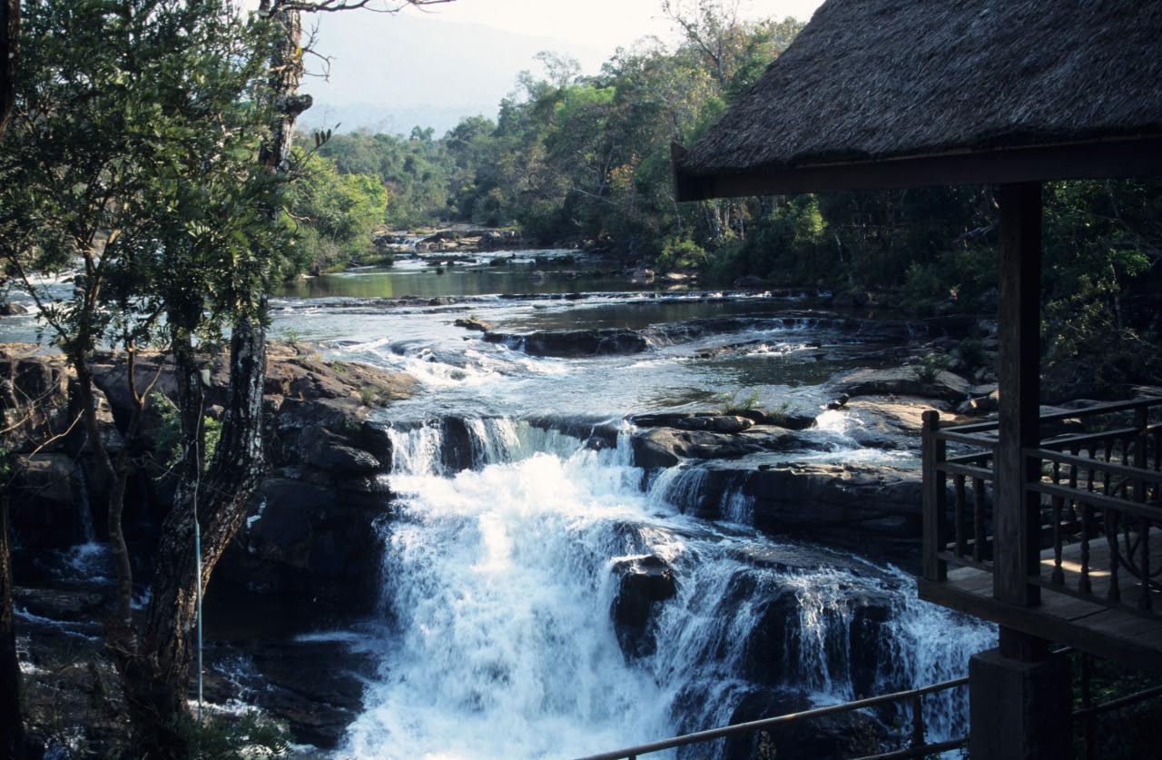 cascades de Taldo dans le sud Laos